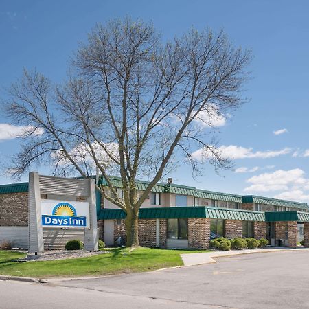 Days Inn By Wyndham Mason City Dış mekan fotoğraf