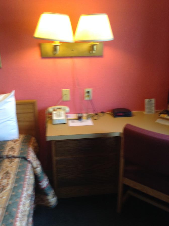 Days Inn By Wyndham Mason City Oda fotoğraf